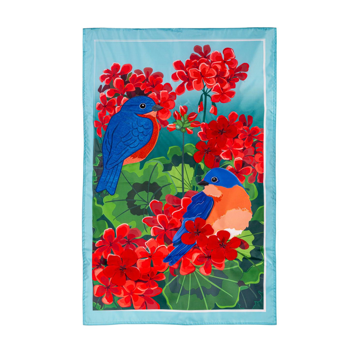 秋山花　「THE 3 BIRDS AND A FLAG」 Bluebird in Red Geraniums Appliqué House Banner | Fly Me Flag