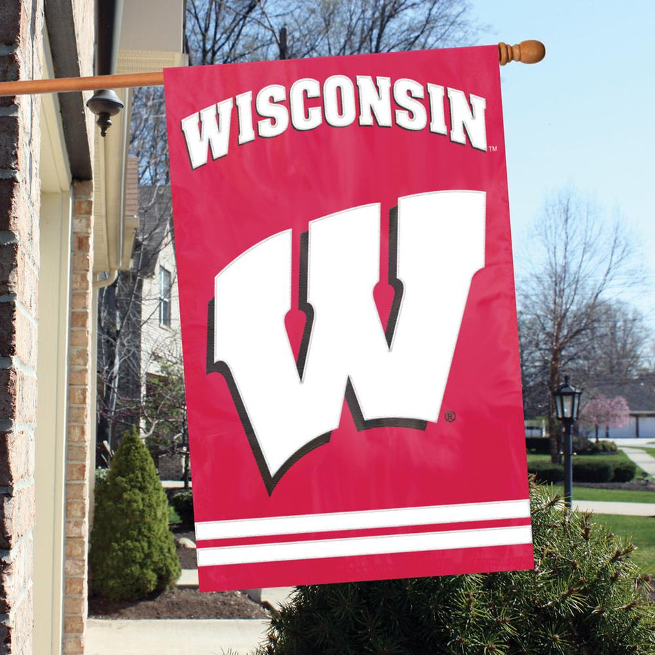 Show your pride for the Wisconsin Badgers with this oversized premium quality house banner!