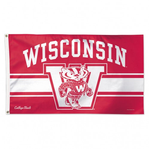 Wisconsin Badgers Flags