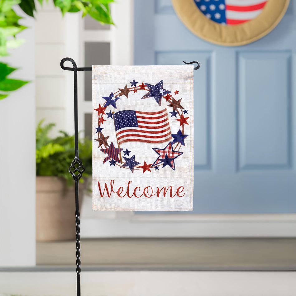 American Star Wreath Garden Flag