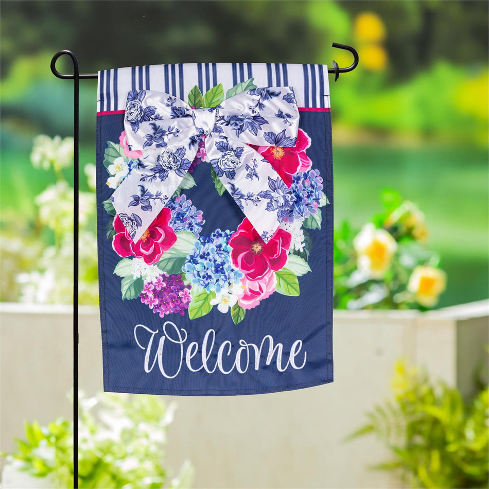 Chinoiserie Bow Floral Wreath Garden Flag