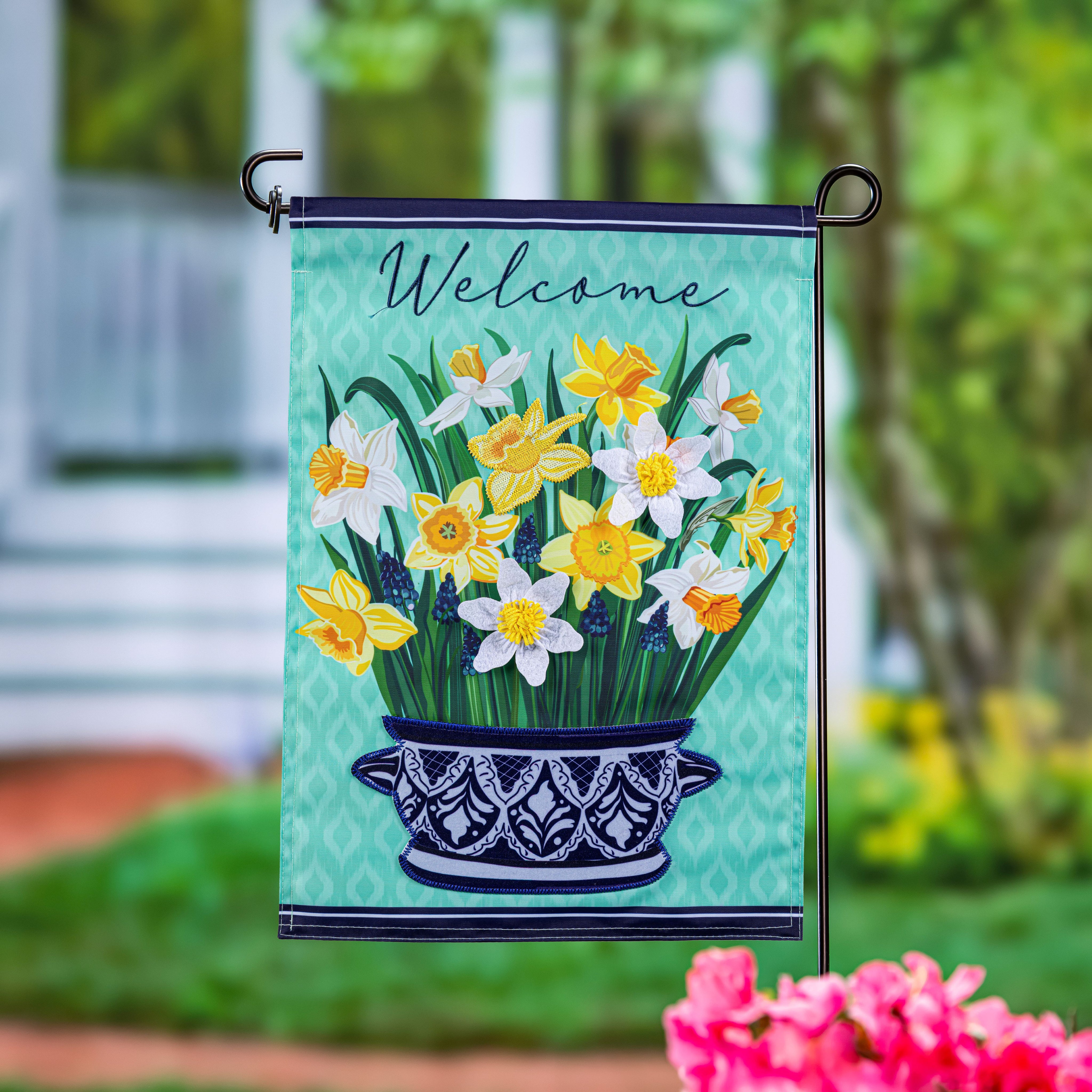 Daffodil Arrangement Garden Flag