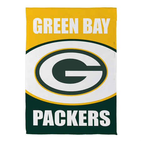 this flag features the iconic packer G and the words Green Bay Packers 