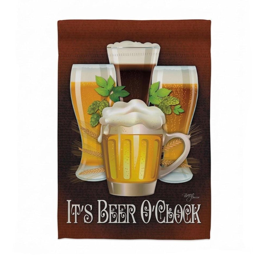 This garden flag features 4 different size beers with the words it's beer o'clock