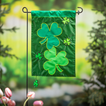 Shamrock's Basic Applique Garden Flag