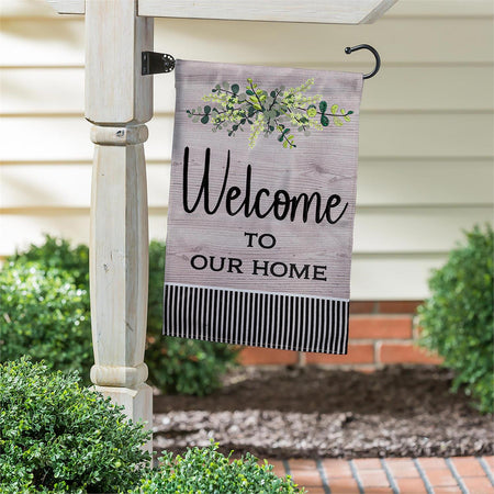 Wood Grain Welcome Garden Flag