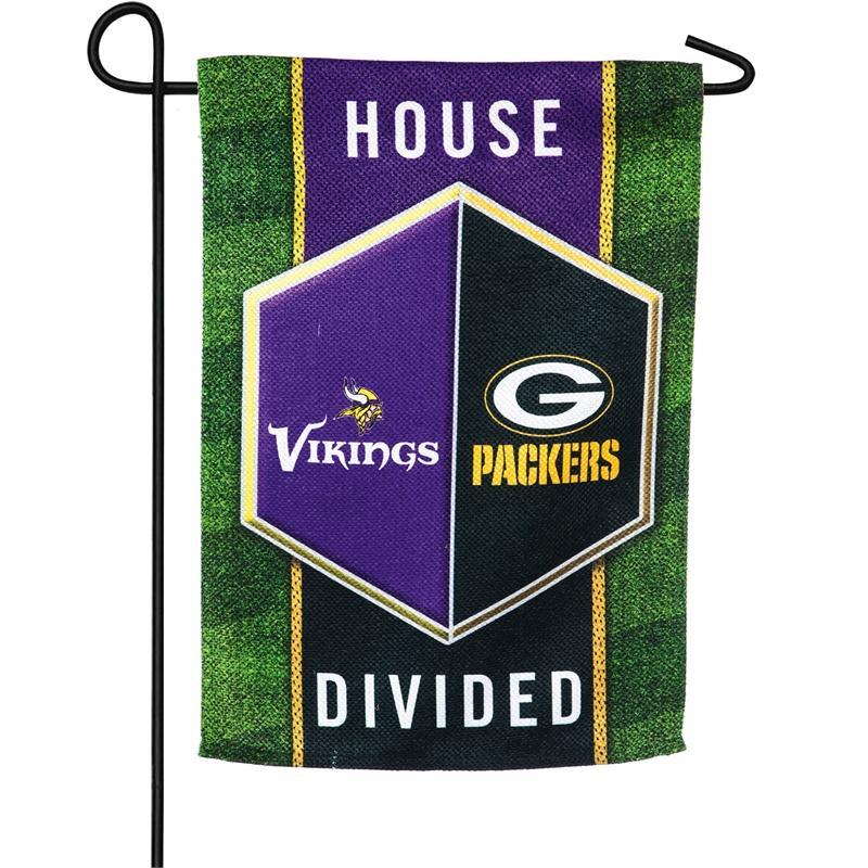 Green Bay Packers - Minnesota Vikings House Divided Garden Flag